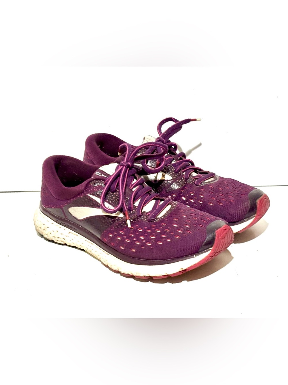 Brooks Glycerin 16 Women's Size 8 B (Medium) Running Shoes Purple White